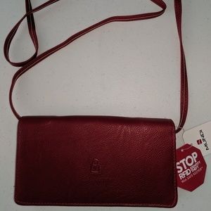 Mundi Crossbody wallet